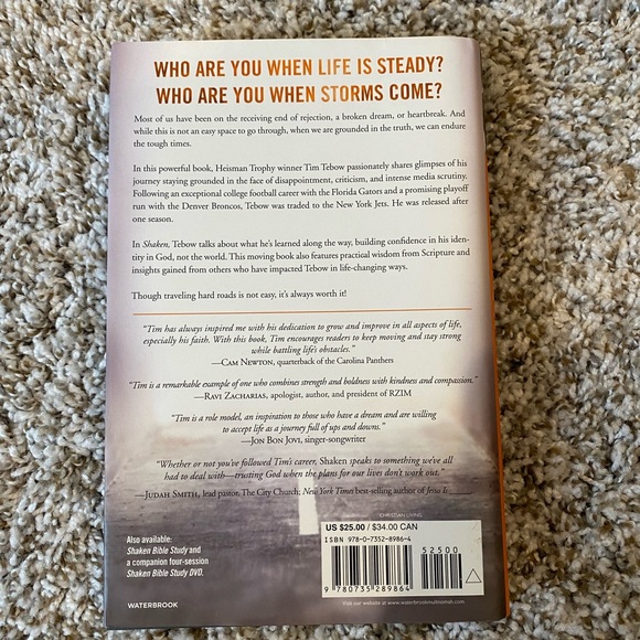 EUC - Tim Tebow - SHAKEN Hardback Book - Picture 2 of 3